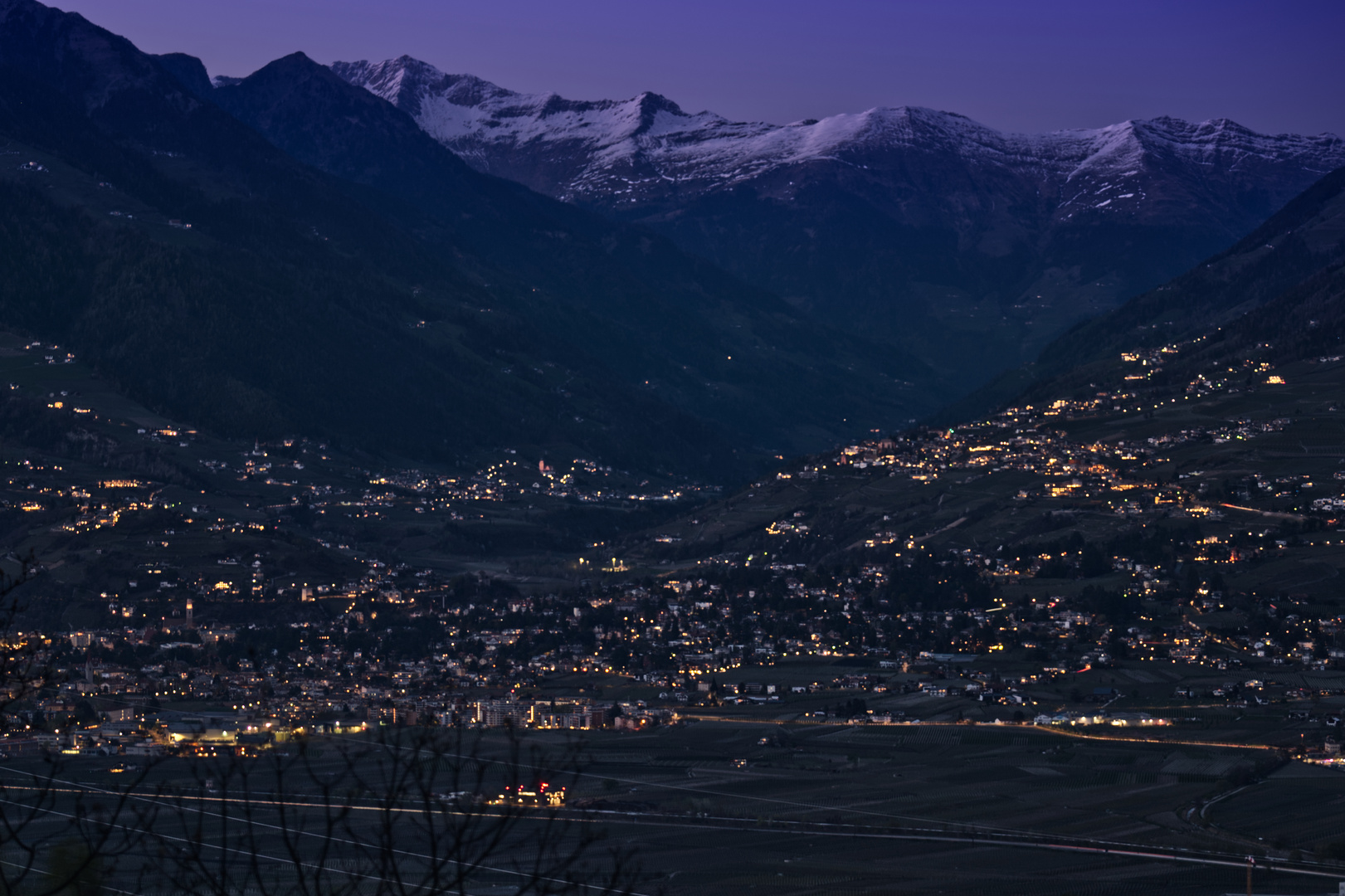 Meran bei Nacht