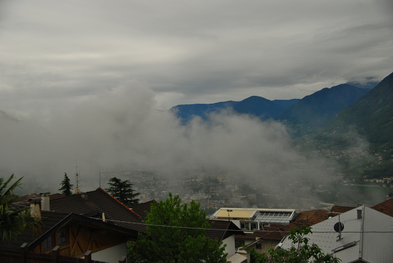 Meran unter Wolken