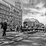 Mercado de antigüedades (La Rambla de Tarragona) Versión B&N