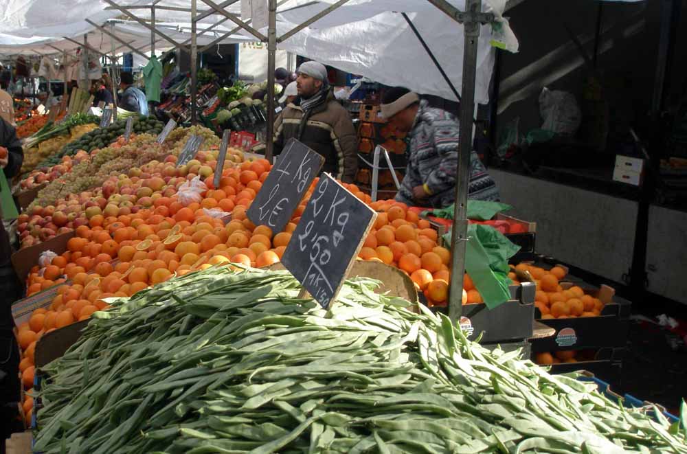 Mercado dominical en Entrevias (Vallecas)