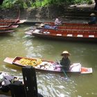 MERCADO FLOTANTE DE BANKOG