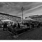 Mercatino dell'antiquariato a Piazza del Popolo