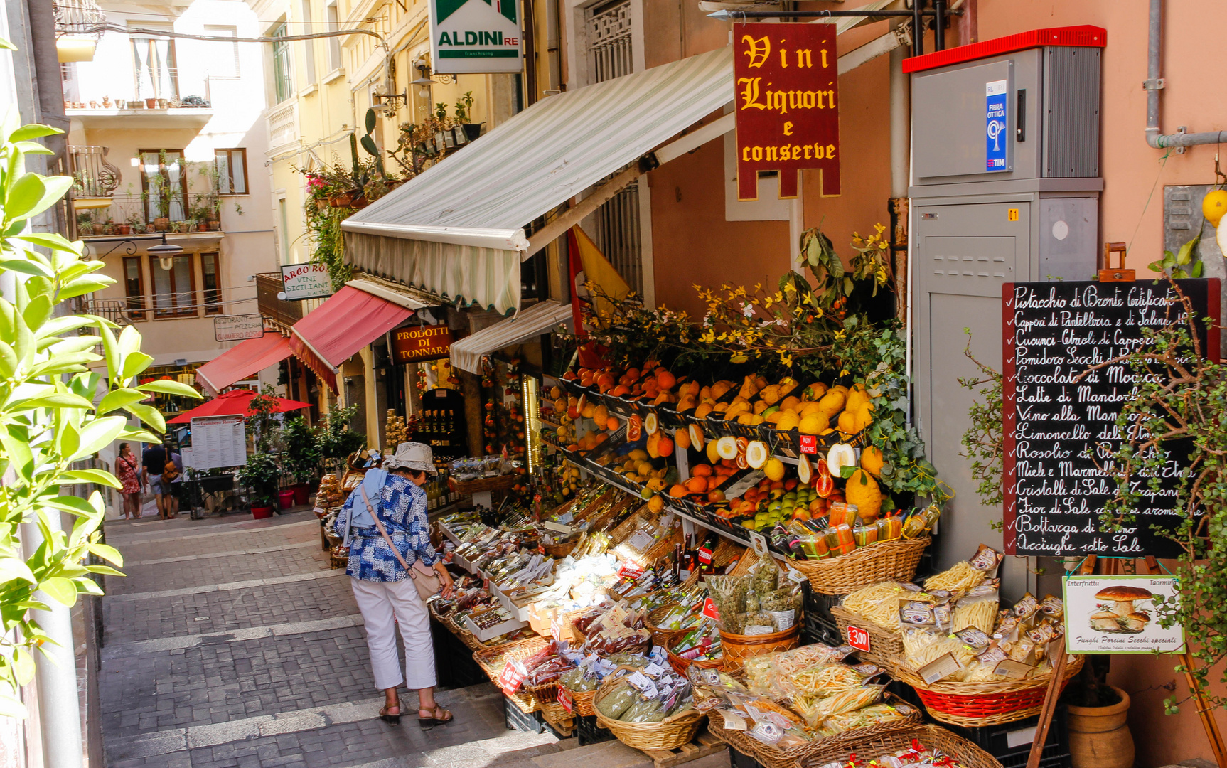 mercato delle spezie Taormina