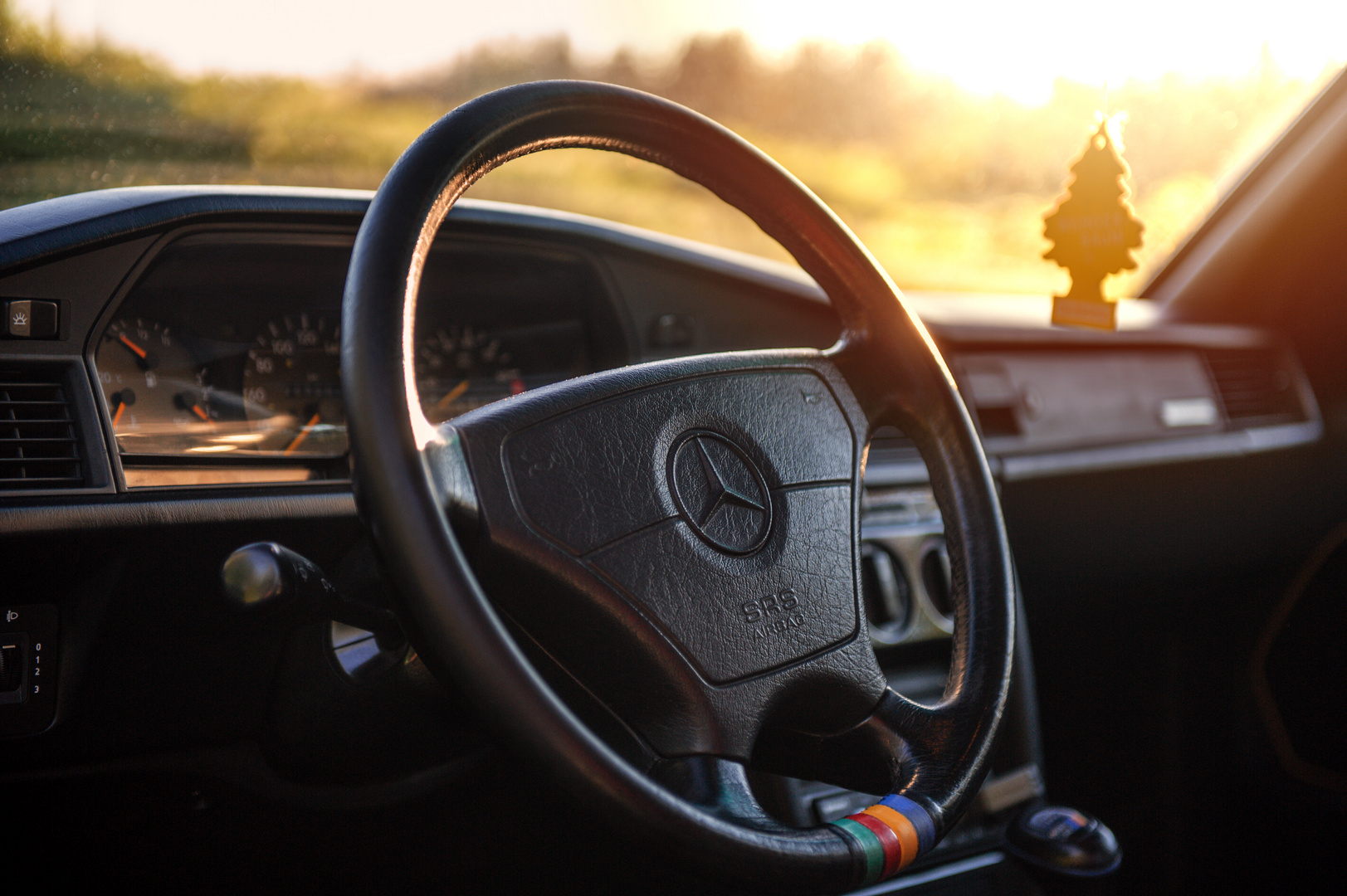 Mercedes 190E Avantgarde Azzurro Lenkrad