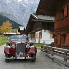 MERCEDES 1938 VOR DER ALM