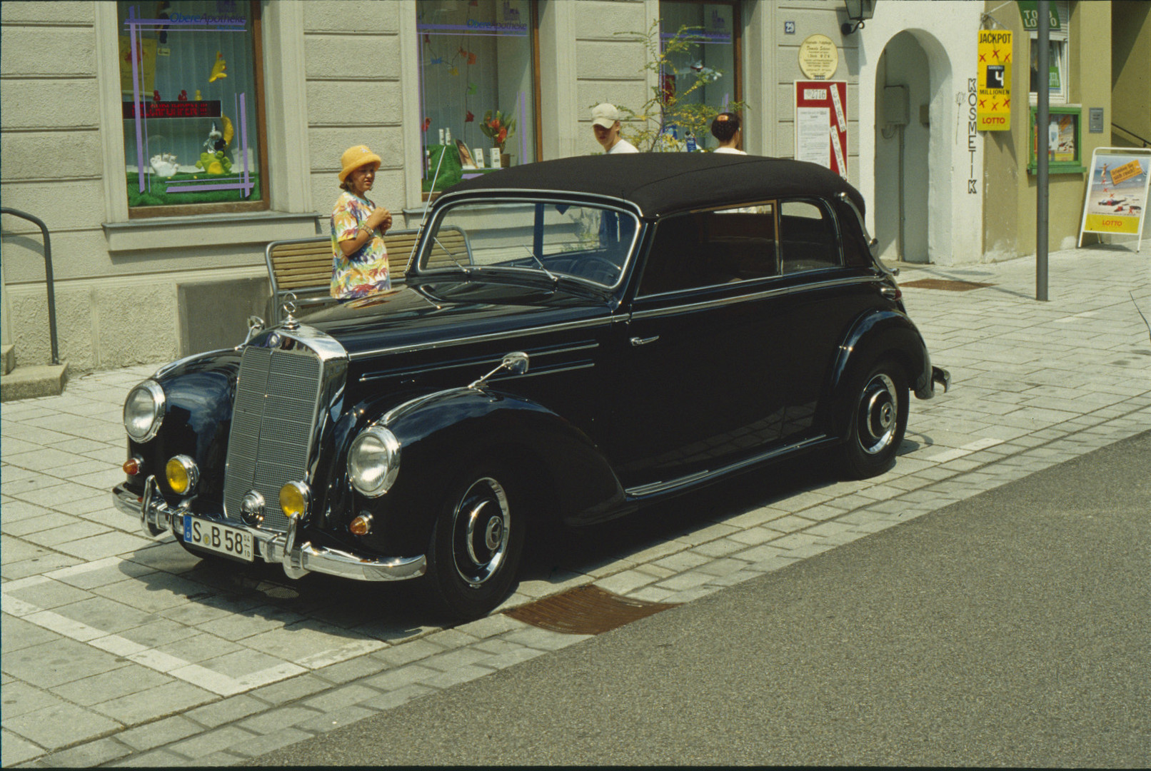 Mercedes 220 Cabriolet