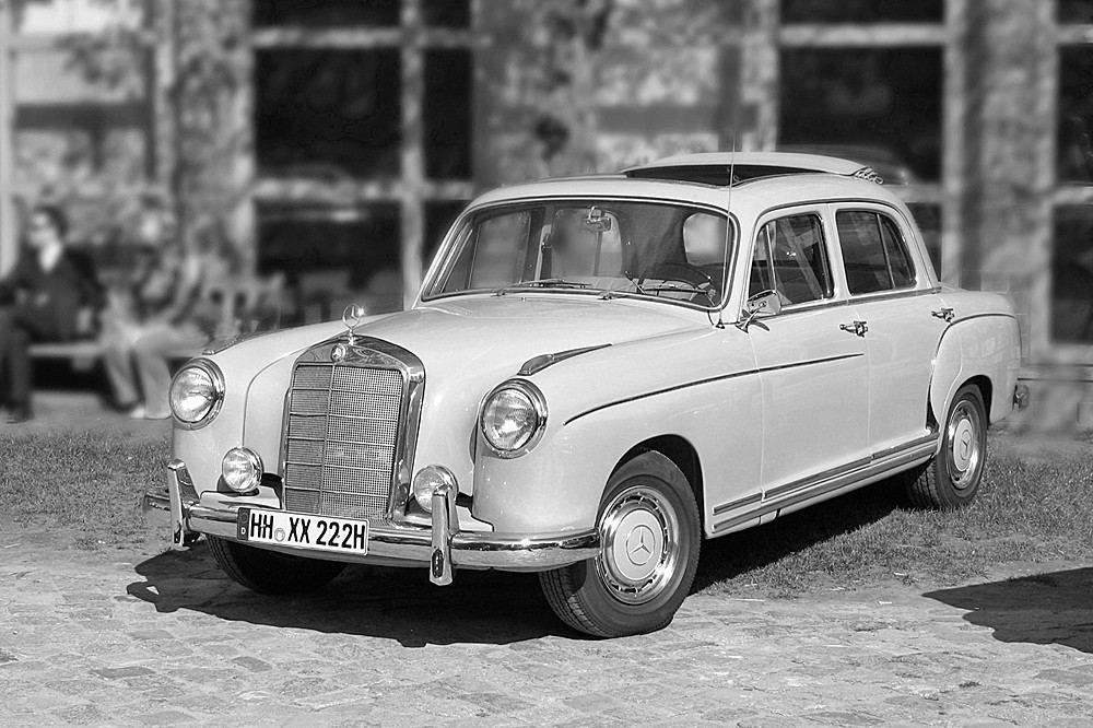 Mercedes 220 S