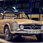 Mercedes 230 SL "Pagode" W113