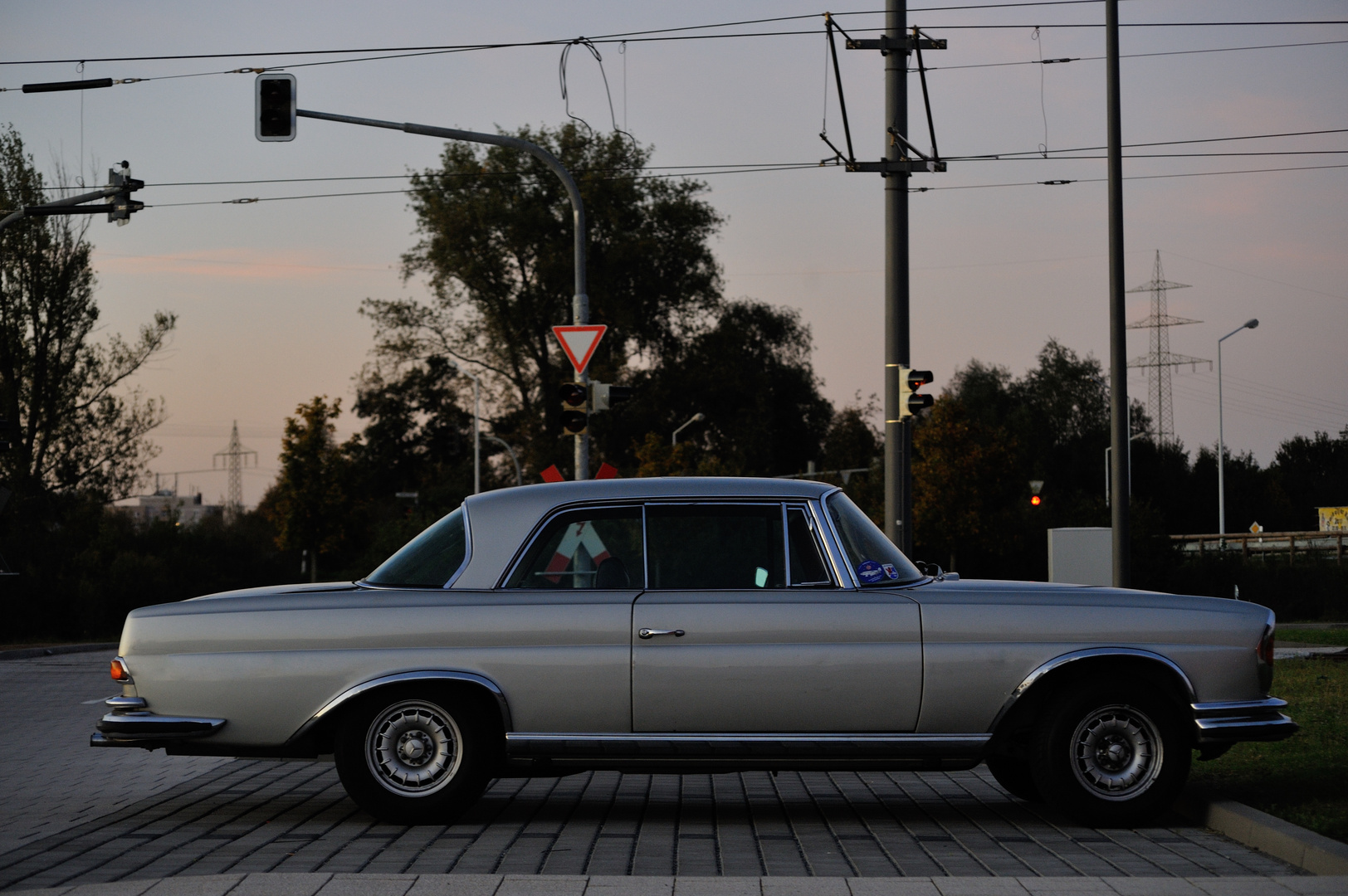 Mercedes 280SE/C Baureihe W 111 Flachkühler Baujahr 1970