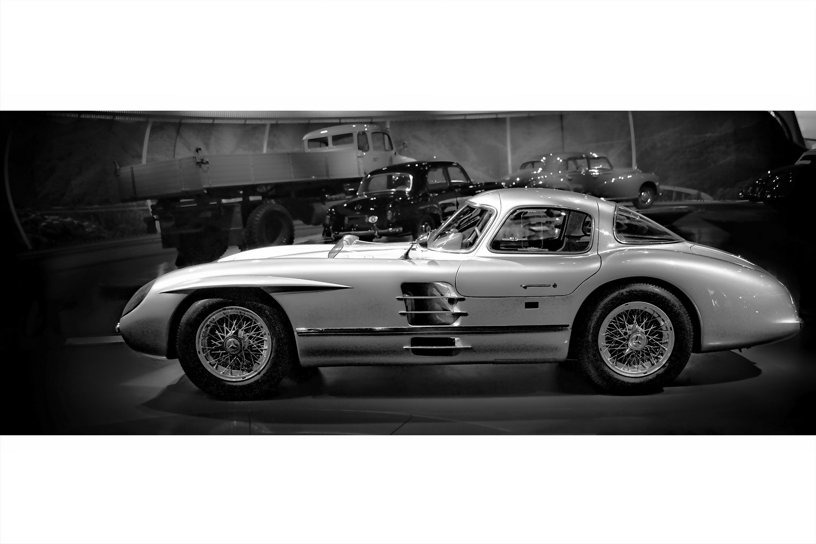 Mercedes 300 SLR