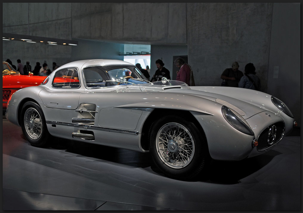 Mercedes 300 SLR Uhlenhaut - Das teuerste Auto der Welt - 135.000.000 € - lesen