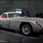 Mercedes 300 SLR Uhlenhaut - Das teuerste Auto der Welt - 135.000.000 € - lesen