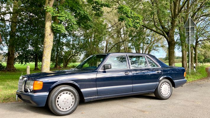 Mercedes 560 SEL W126 (1989)