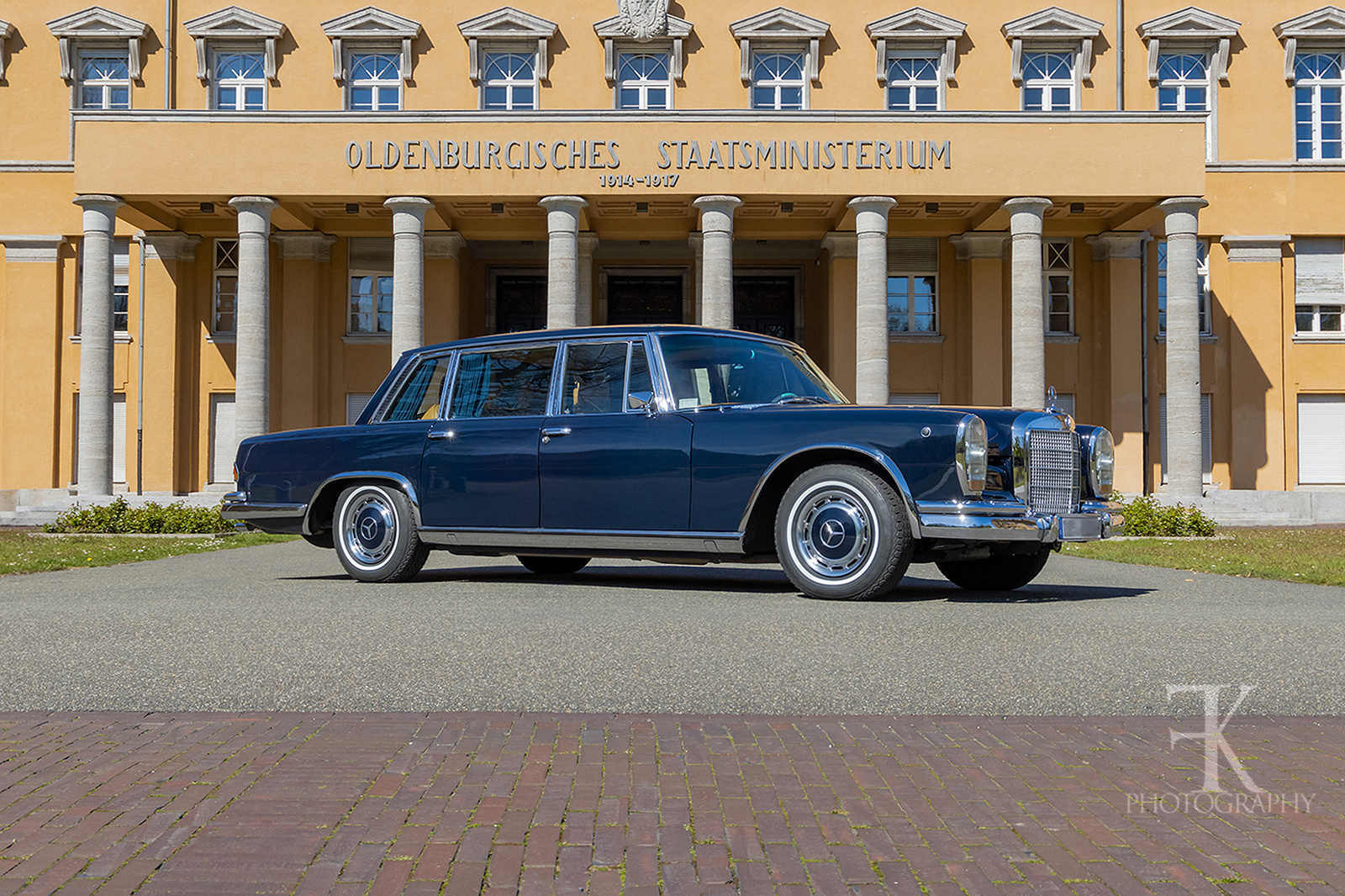 Mercedes 600 (W100)