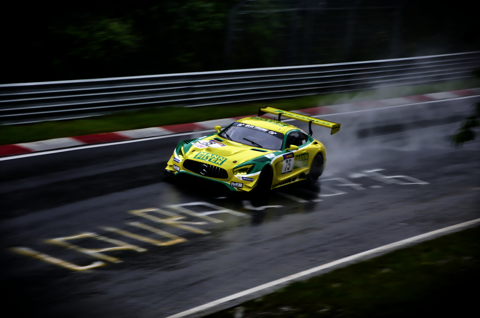 Mercedes AMG GT3 - Ausfahrt Fuchsröhre, Nordschleife