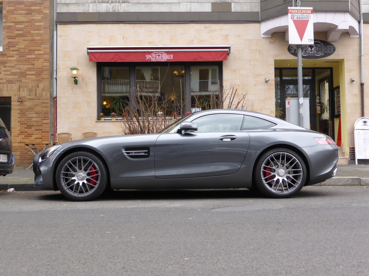 Mercedes AMG GTs  V8 BiTurbo