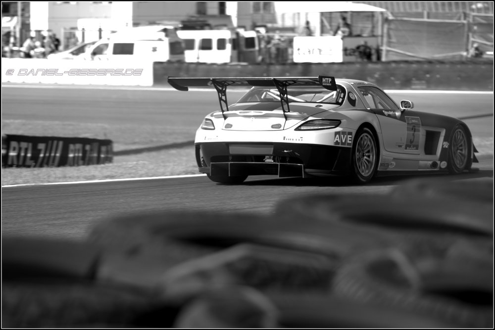Mercedes AMG SLS GT3 von HTP Racing, auf und davon!
