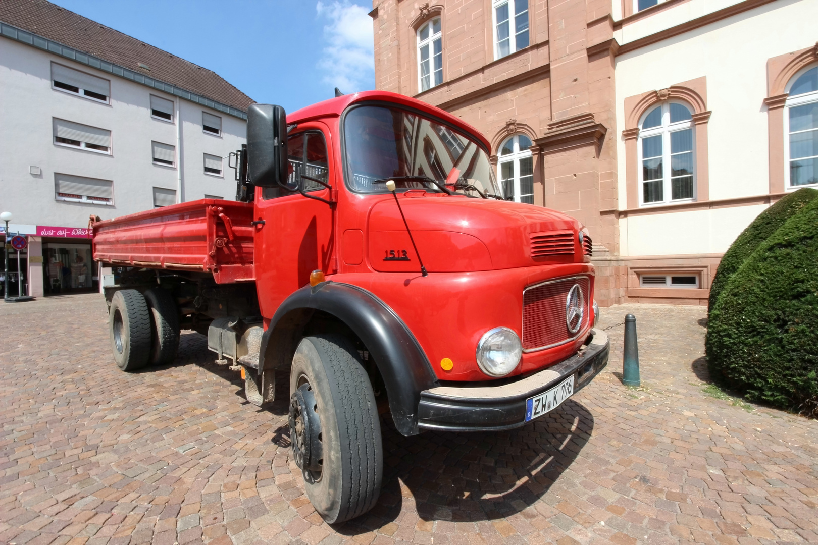 Mercedes Benz 1513