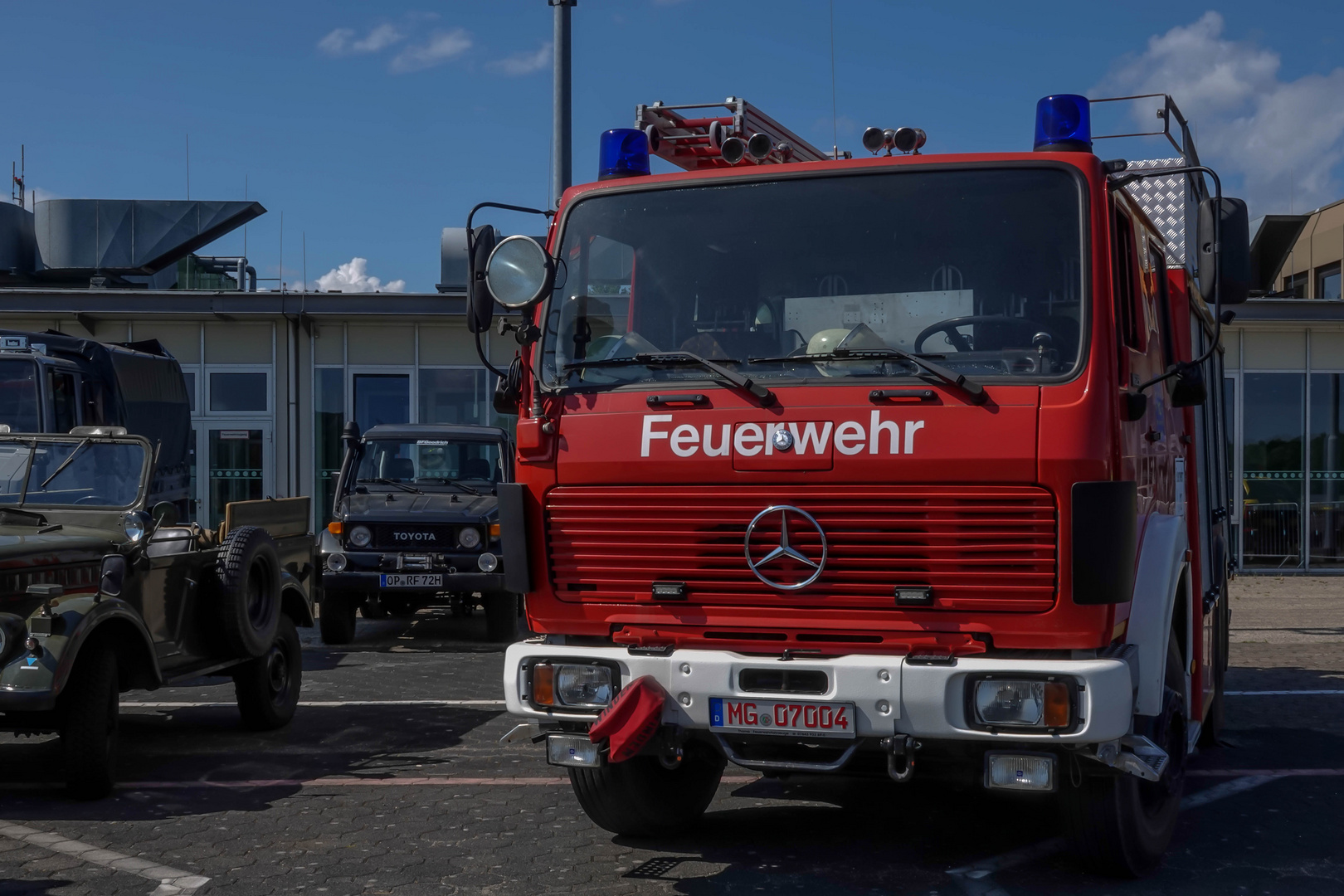 Mercedes Benz 1625