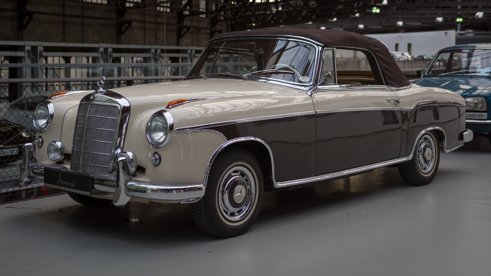 Mercedes-Benz 220 S