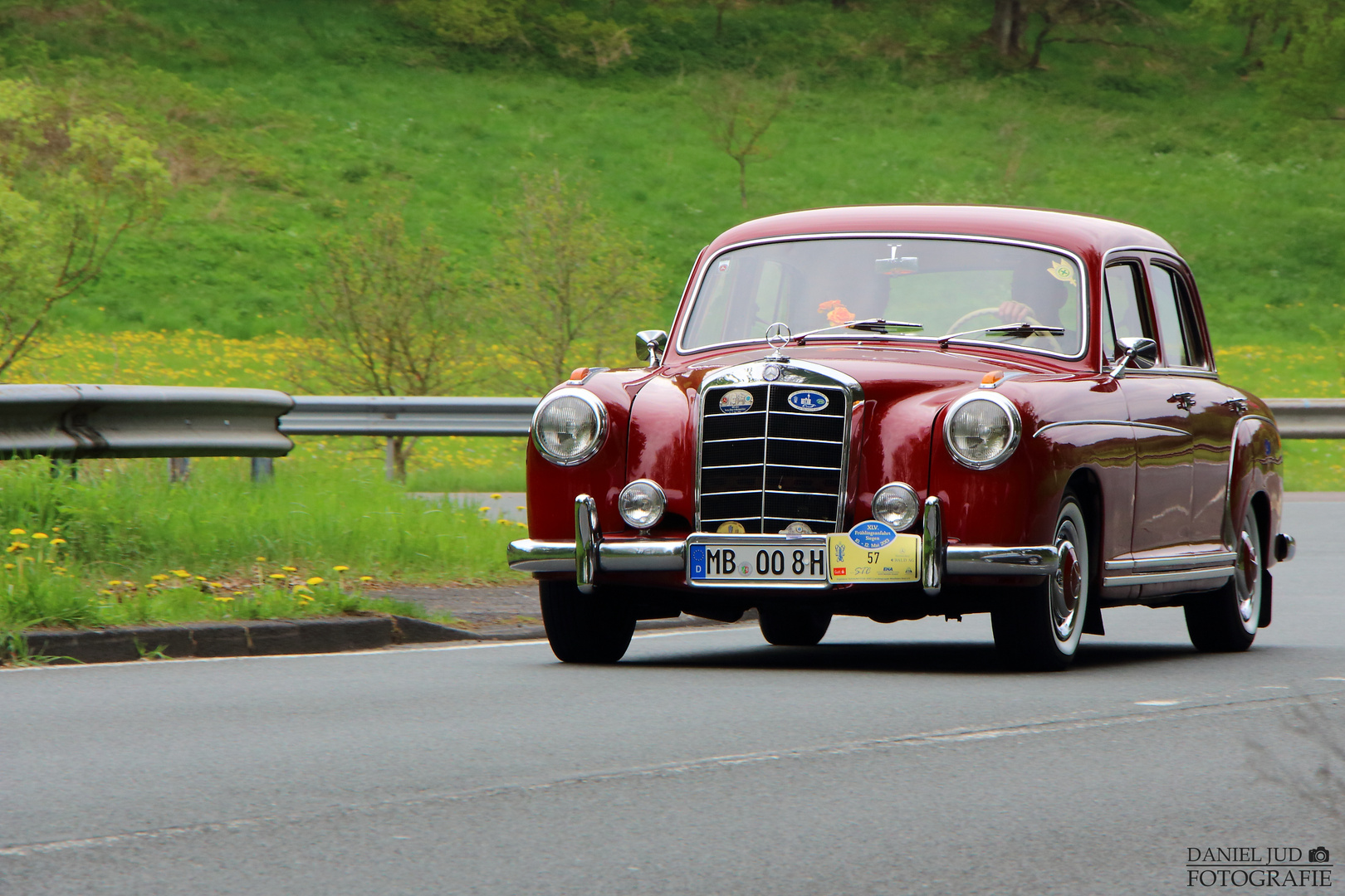 Mercedes Benz 220 SE