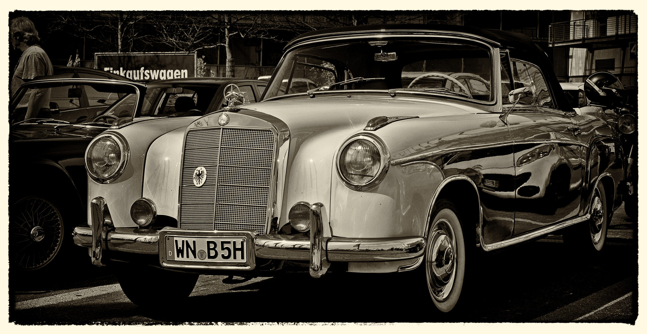 Mercedes-Benz 220S Cabriolet