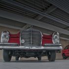 Mercedes Benz 220SE