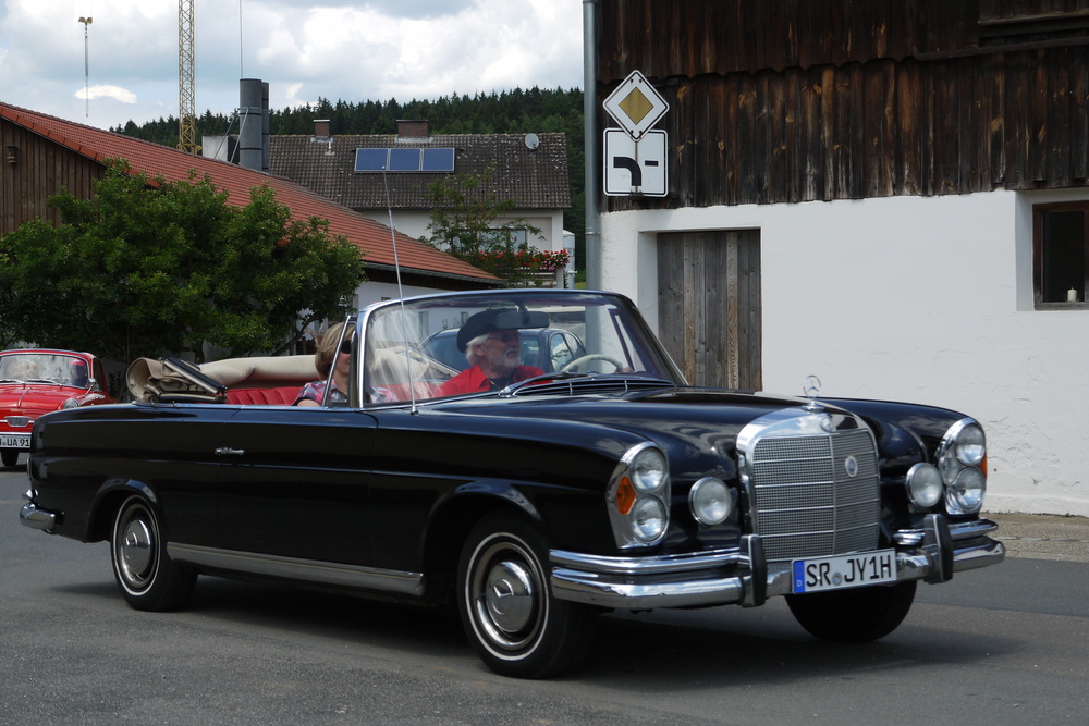 Mercedes-Benz 250 SE Cabriolet Bj. 1967 (mit US-Scheinw.)