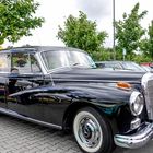 MERCEDES BENZ 300