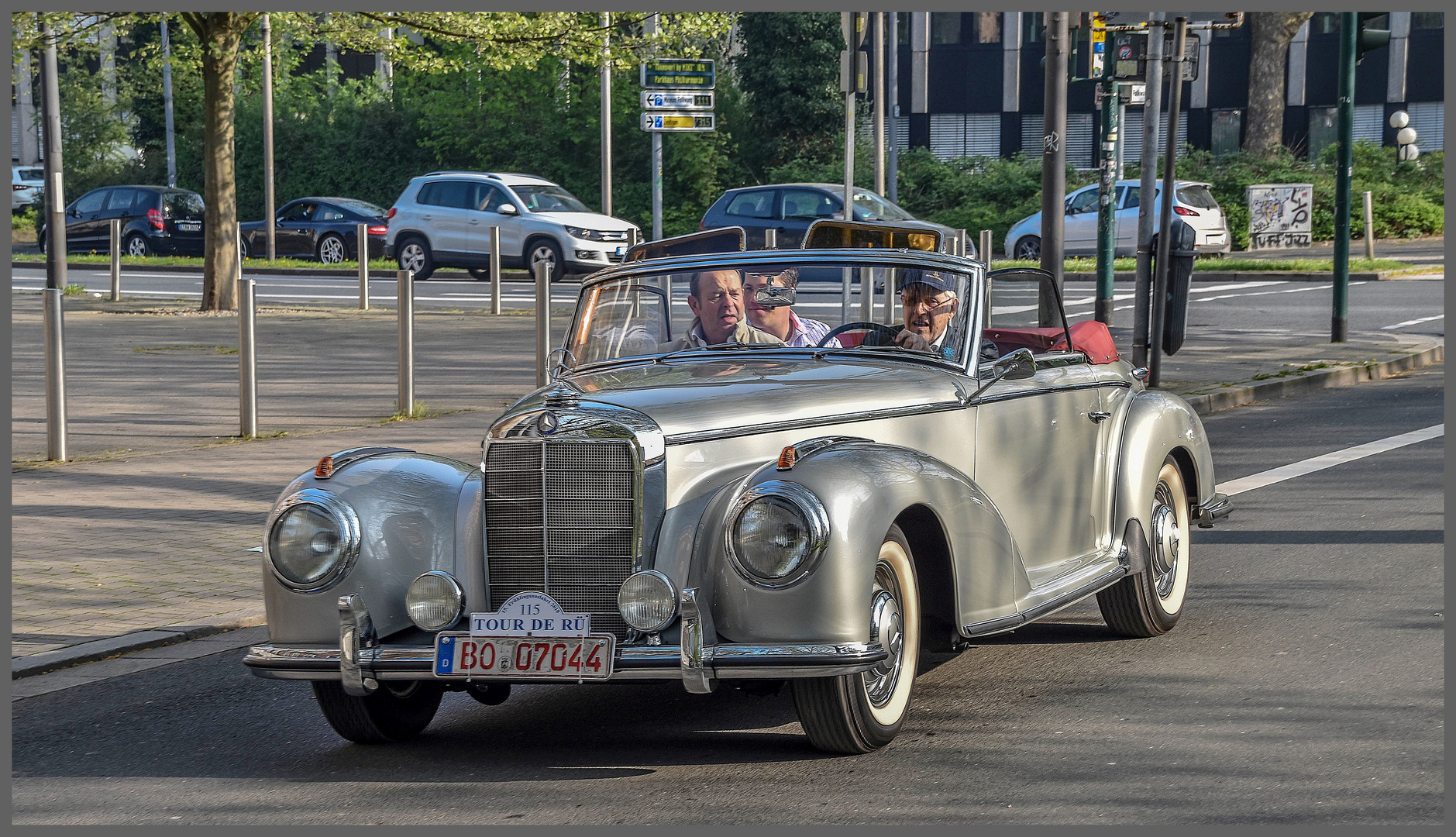 Mercedes Benz 300 S Roadster