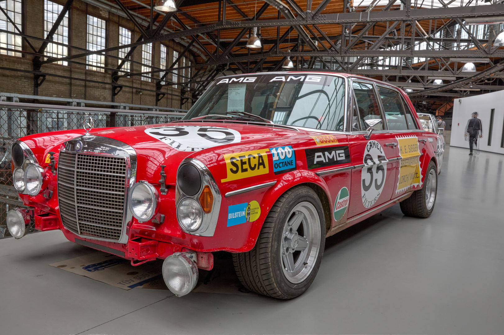 Mercedes-Benz 300 SEL AMG