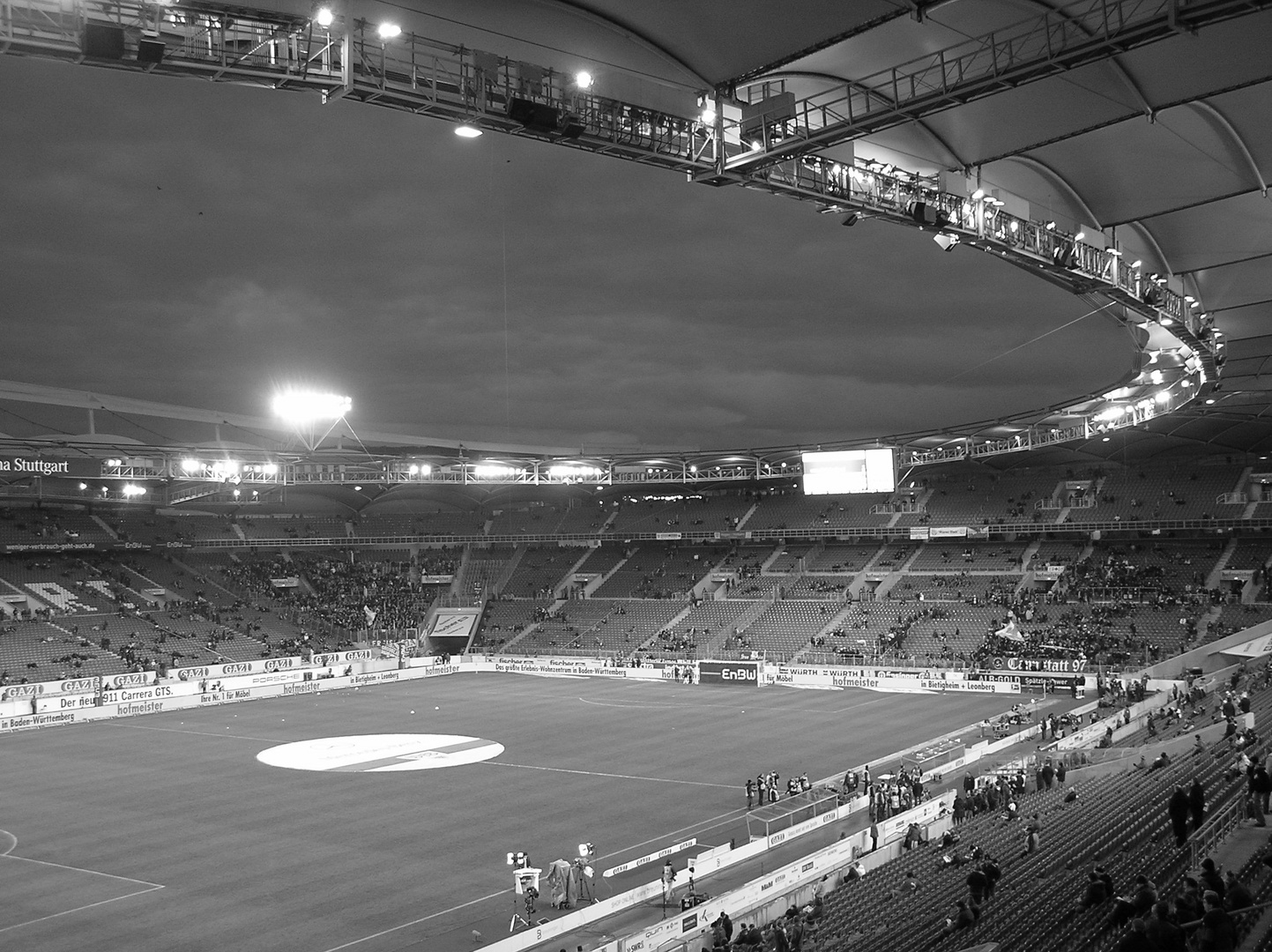 Mercedes-Benz-Arena, Stuttgart (1)