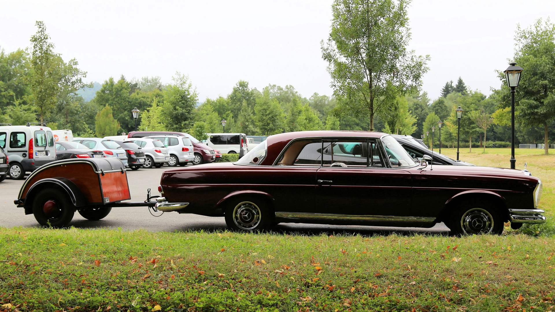 Mercedes Benz Baureihe W111 ?