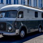 Mercedes Benz Bus