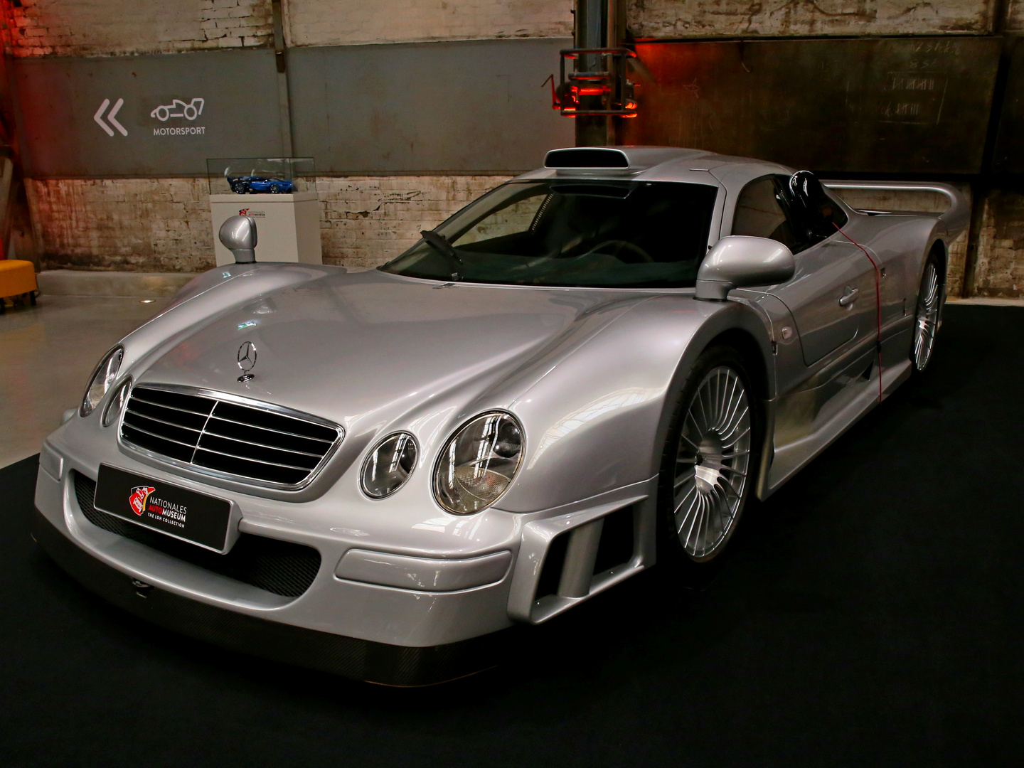 Mercedes Benz CLK  GTR Coupe  1999