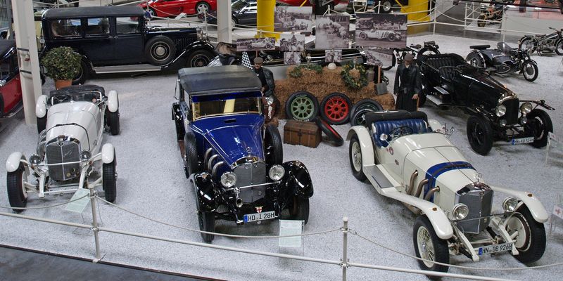 Mercedes Benz et autres….