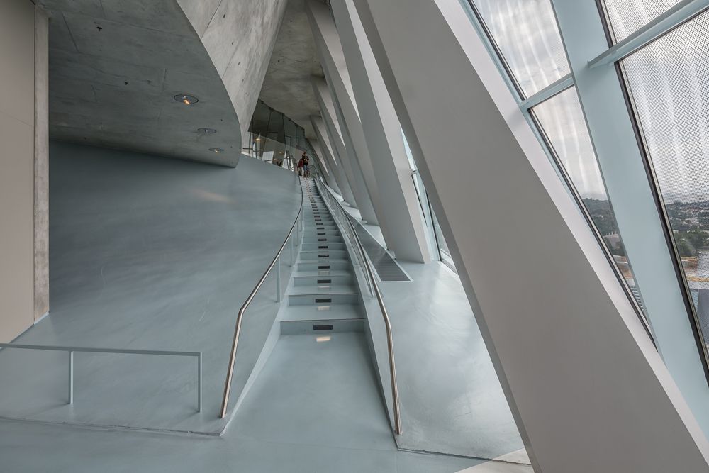 Mercedes Benz Museum {3}