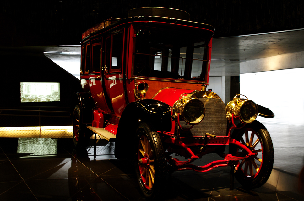 Mercedes - Benz Museum 7