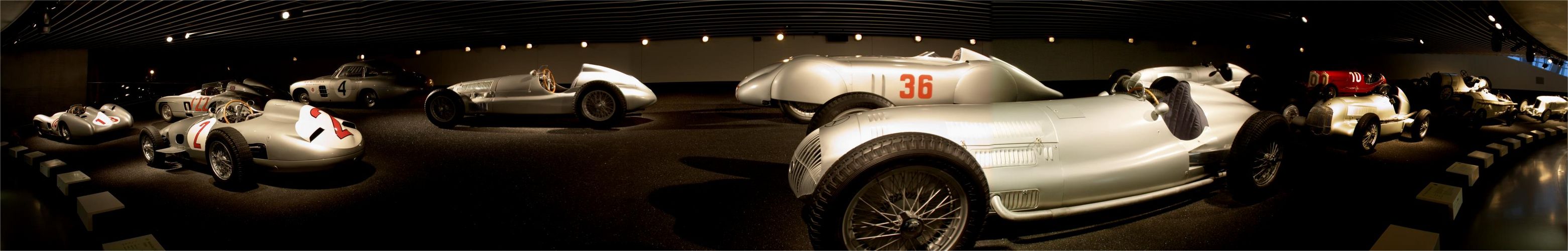 Mercedes Benz Museum - Silberpfeile