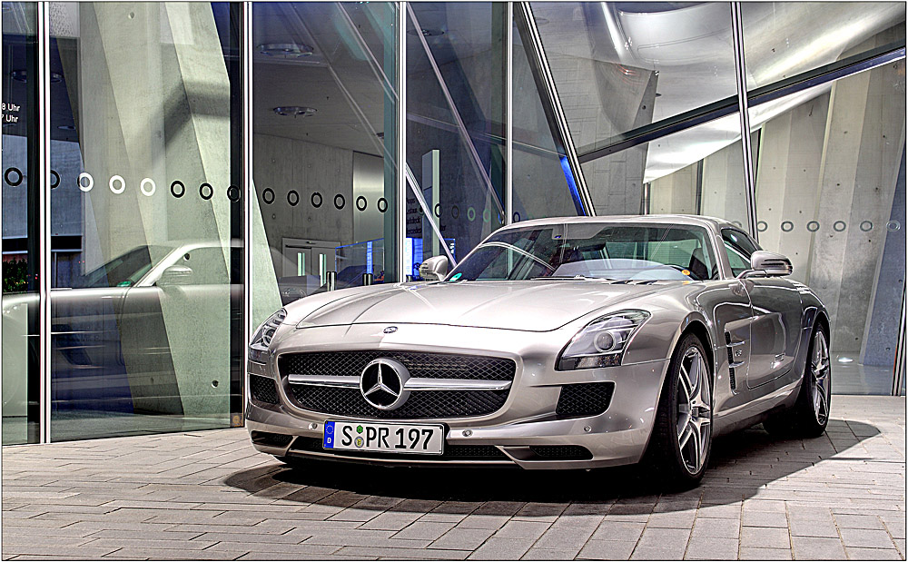 Mercedes-Benz SLS AMG Coupé