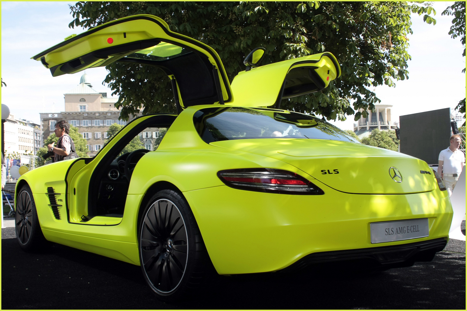 Mercedes Benz SLS-AMG E-Cell