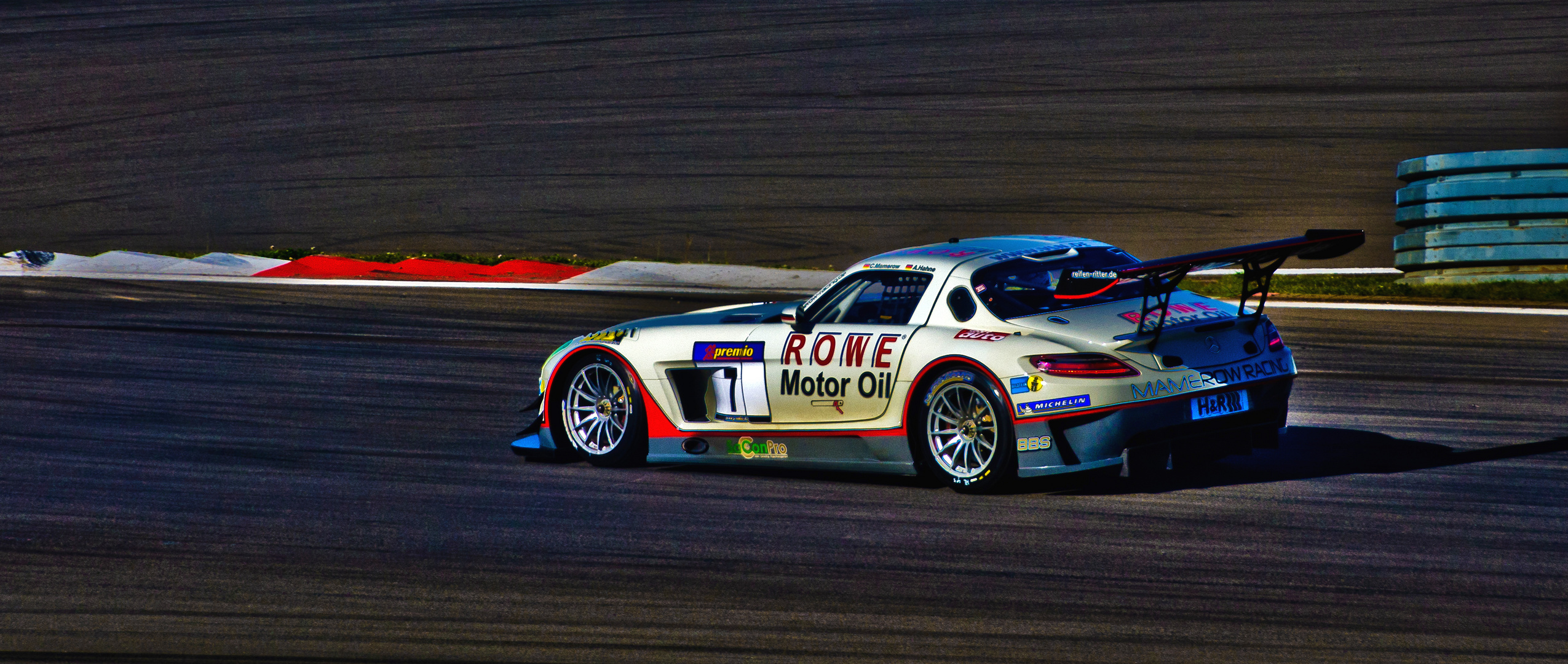 Mercedes Benz SLS AMG GT3 MAMEROW / ROWE Racing