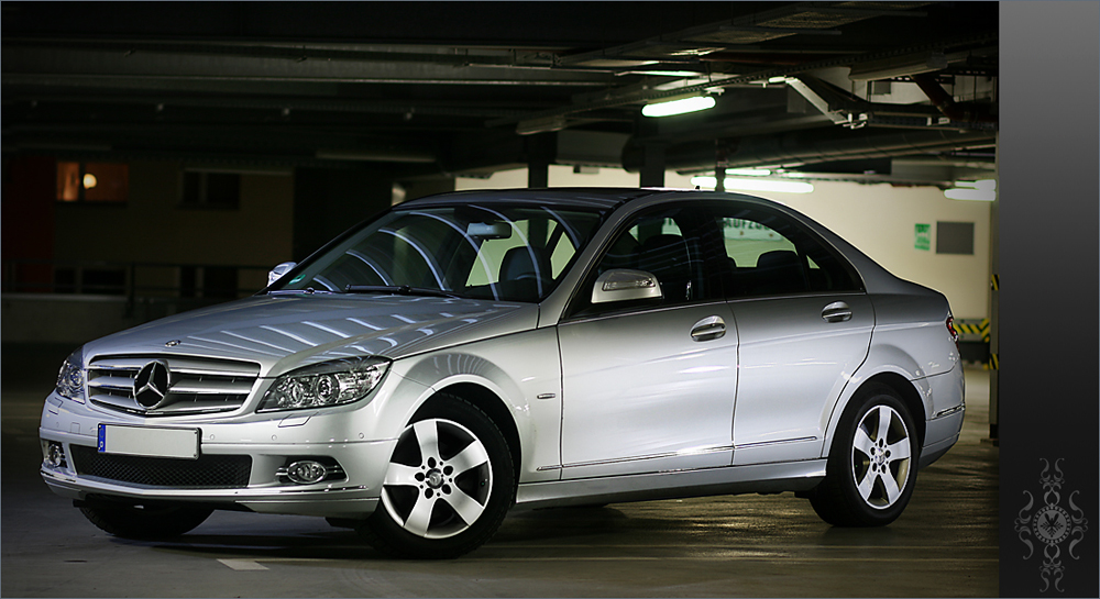 Mercedes C-Klasse Parking