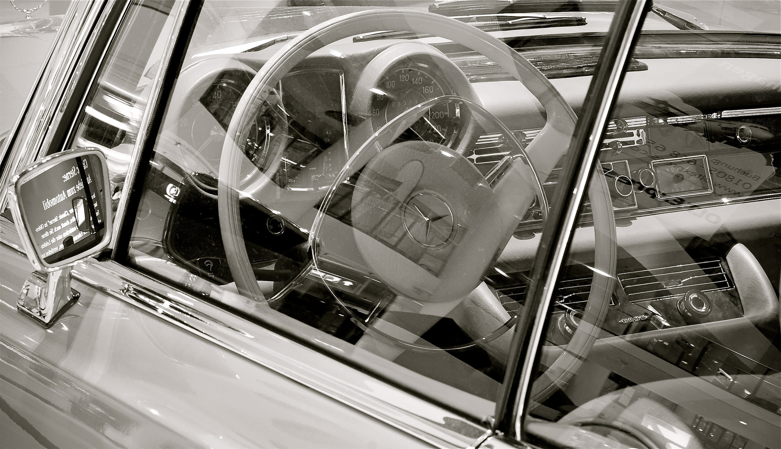 Mercedes Cockpit