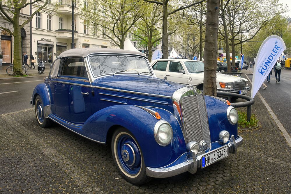 Mercedes Coupe- 220 1955 Baujahr