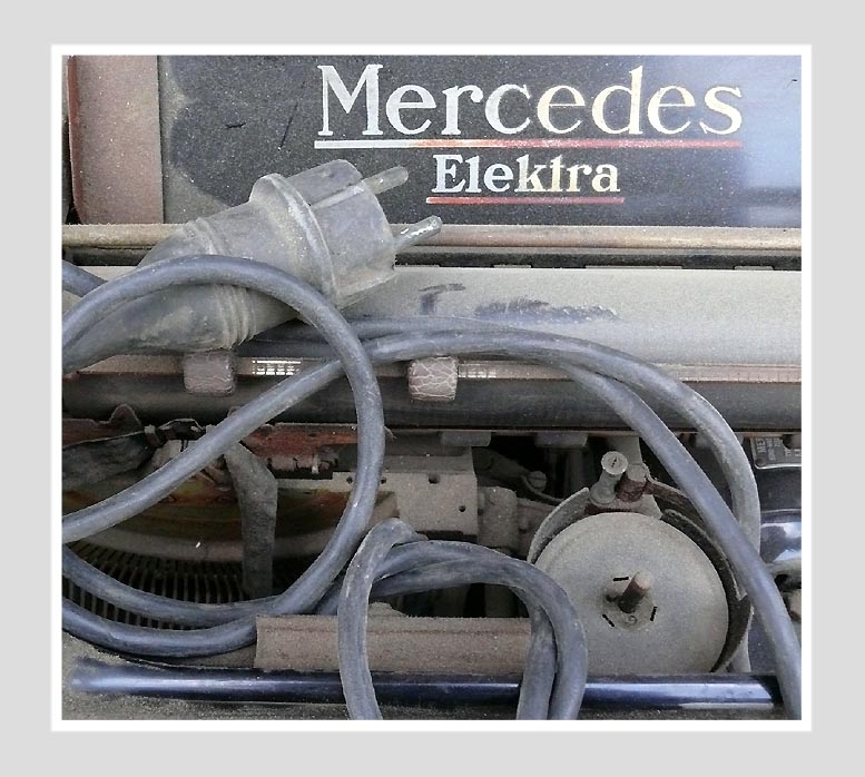 Mercedes Elektra Schreibmaschine