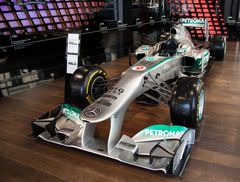 Mercedes F1 W04