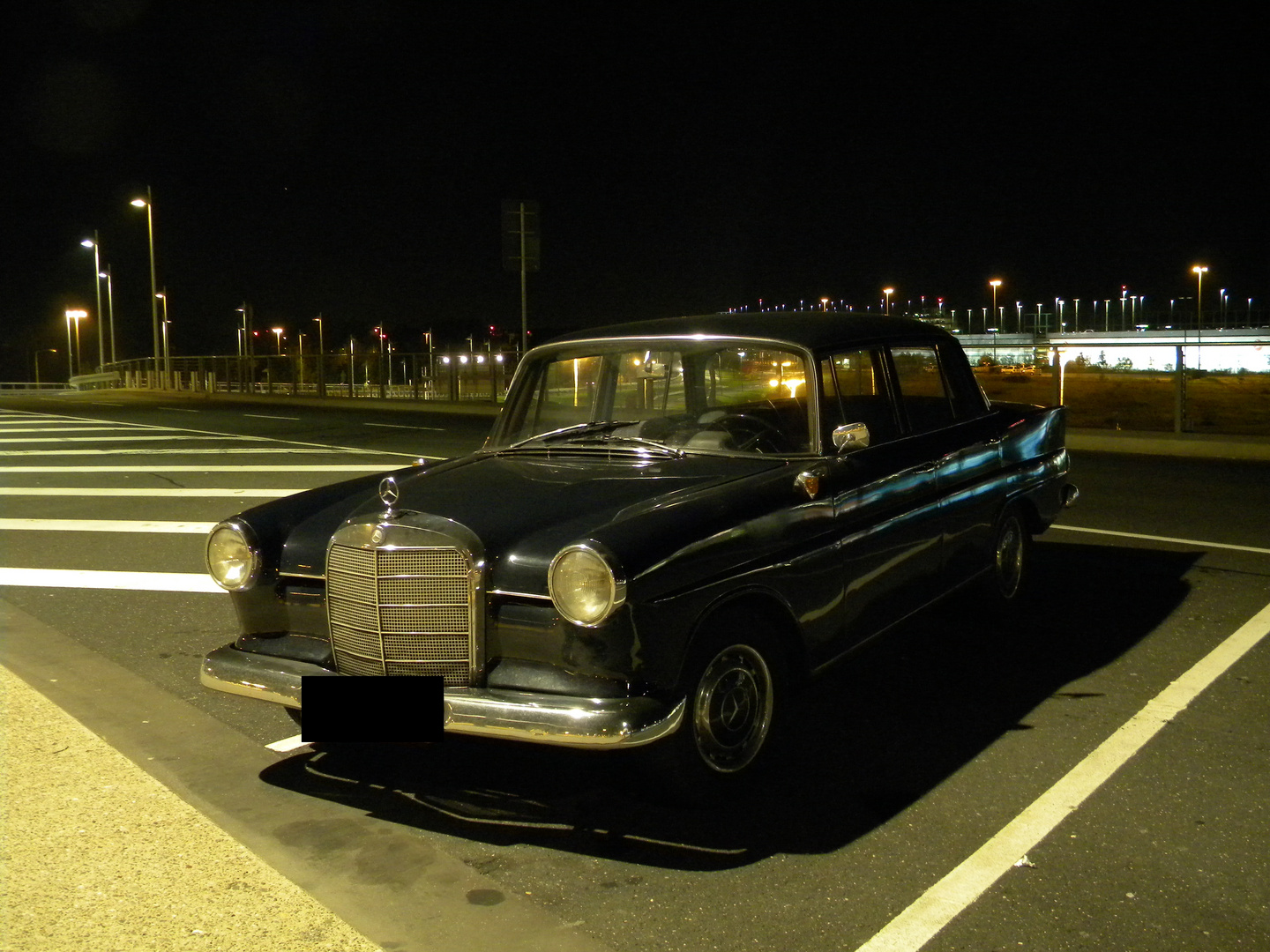 Mercedes Heckflosse `64