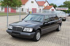 Mercedes-Limo 2