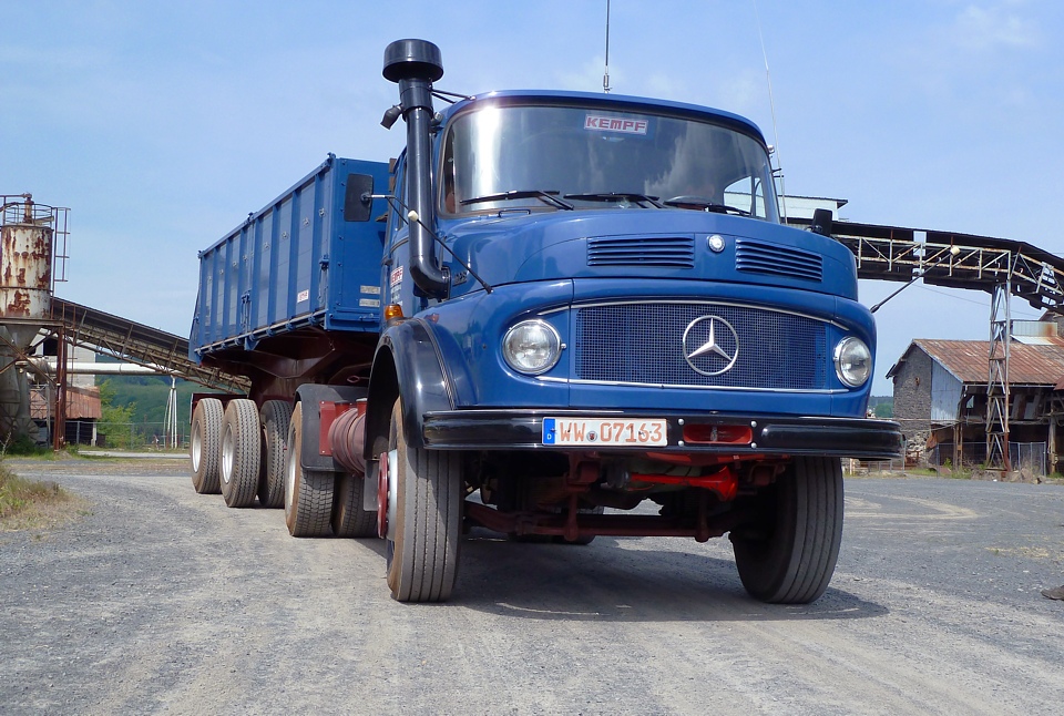 Mercedes LKW Kurzhauber (L1928)